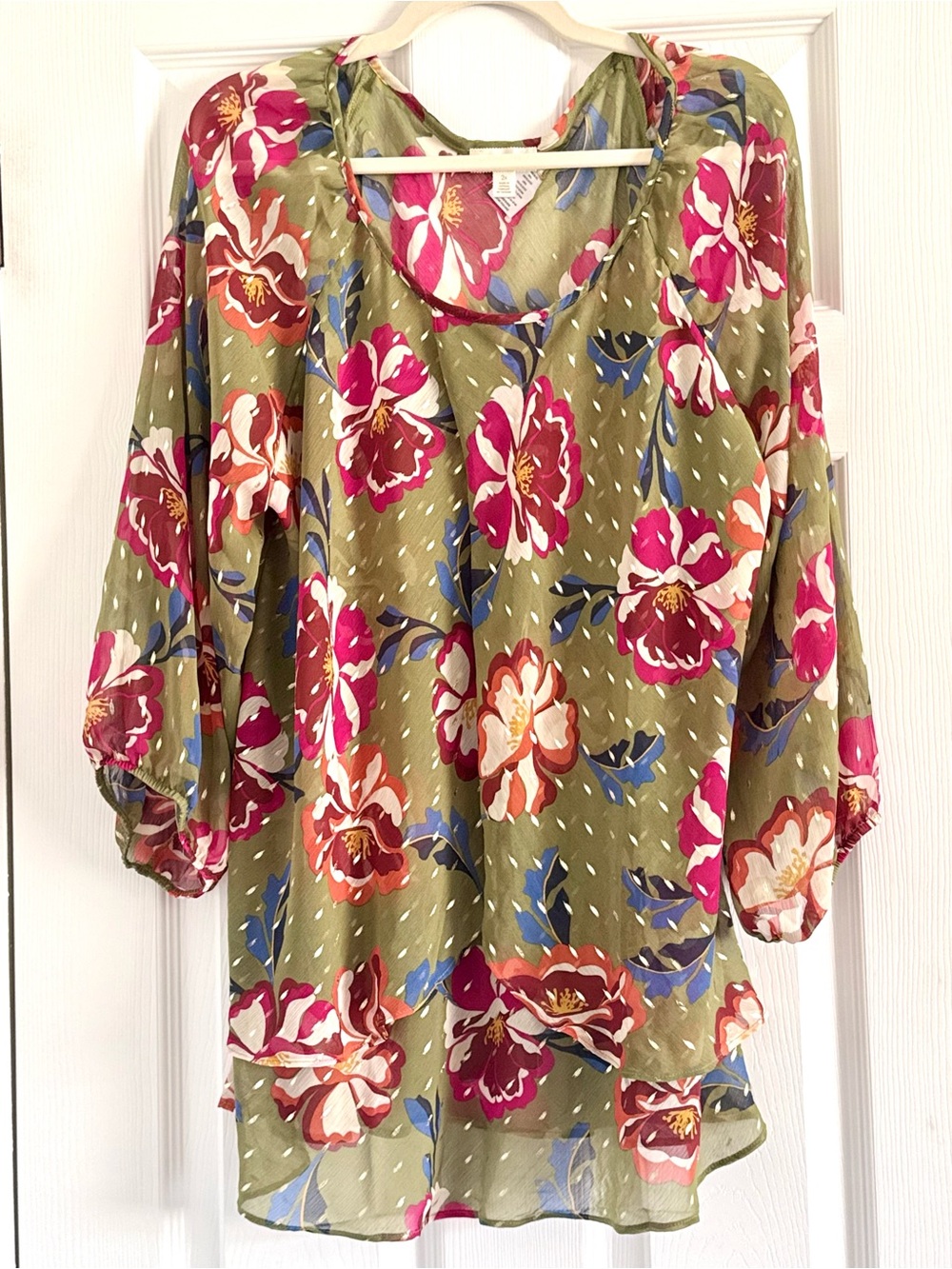 🌻 Tamara H Olive Floral Scoop Neck Blouse with Pink & Blue Blooms 2X
